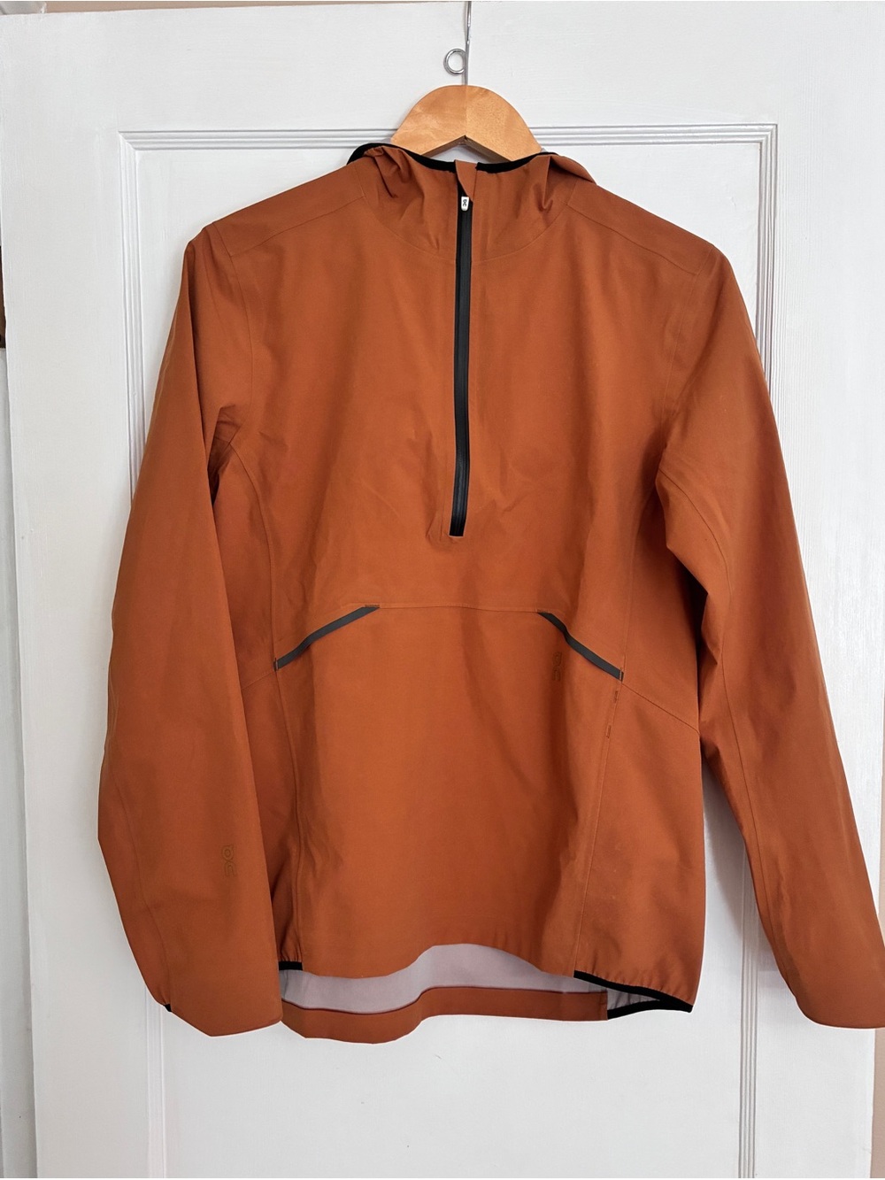 ON women’s lightweight waterproof Anorak Jacket Pullover S